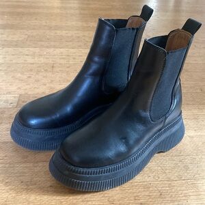 GANNI Platform Chelsea Boots Black  37